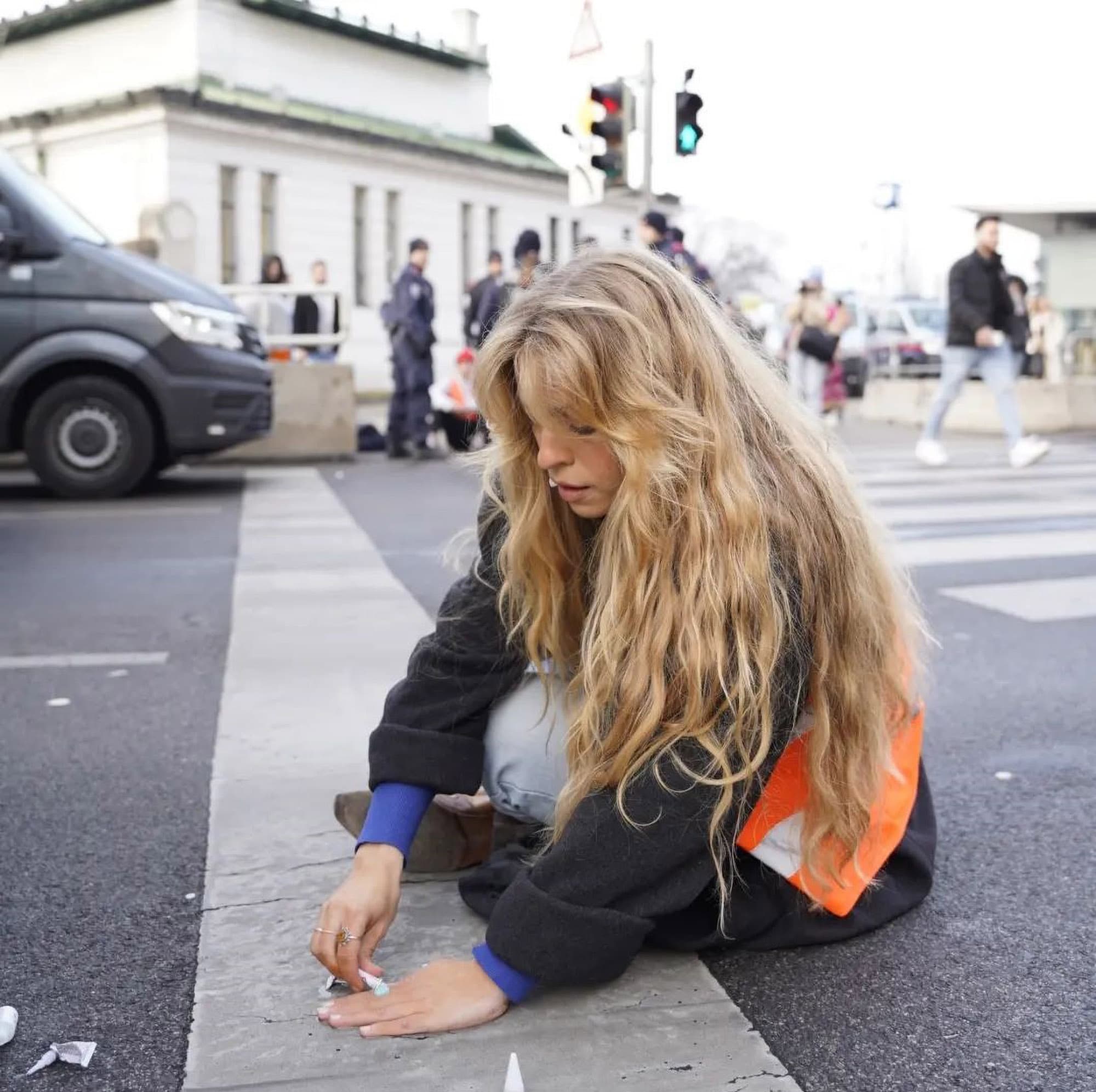 Image shows climate activist Anja Windl, aged 26, from Bavaria, Germany,  in undated photo. She got popular through her resemblance with famous singer Shakira. Note: Private photo. (@anscho.wi/Newsflash)