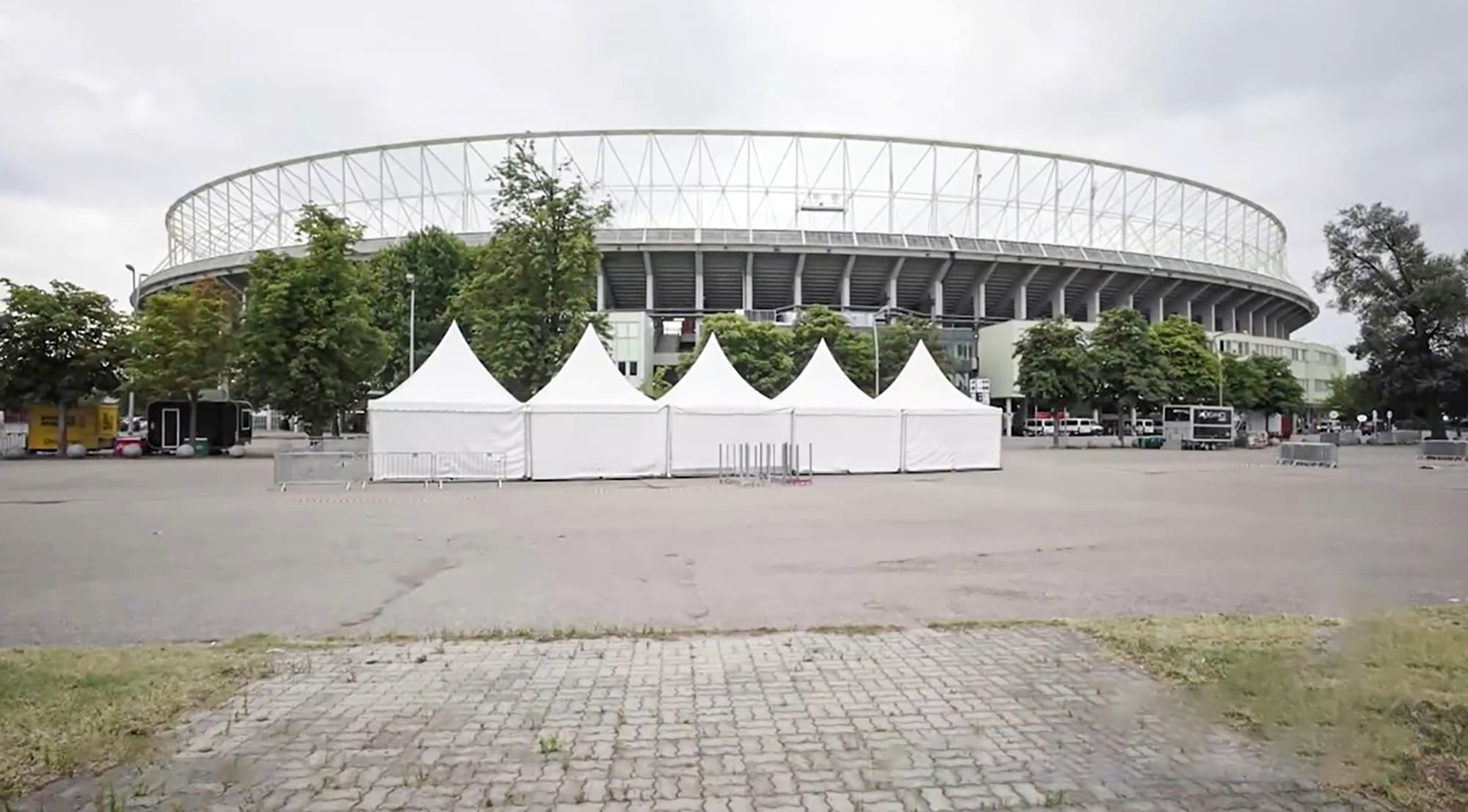 Image shows the Ernst Happel Stadion in Vienna, Austria, where Taylor Swift's concerts were set to take place, undated photo. A 15-year-old who was arrested for planning a terrorist attack was released. Note: Photo is a screenshot from a video. (Newsflash)